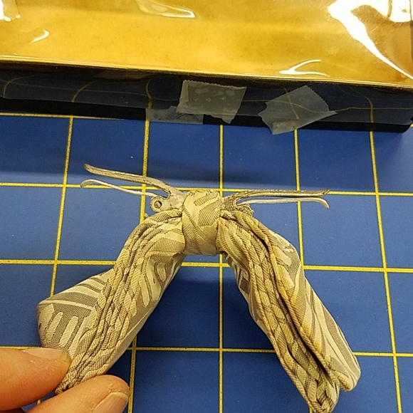 Vintage Satin Bow Tie 5" x 1.5" Gray - Picture 3 of 7